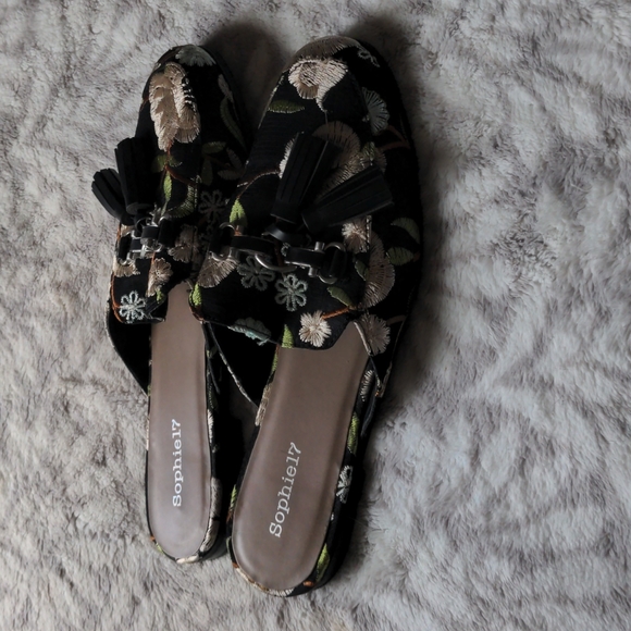 Sophie17 Slip On Shoes - Picture 3 of 4